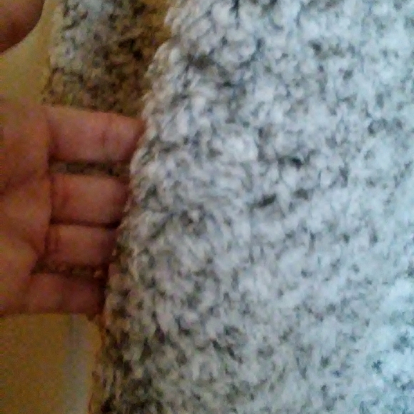 🌺SALE Oversized sherpa cowl neck pullover - Picture 7 of 7